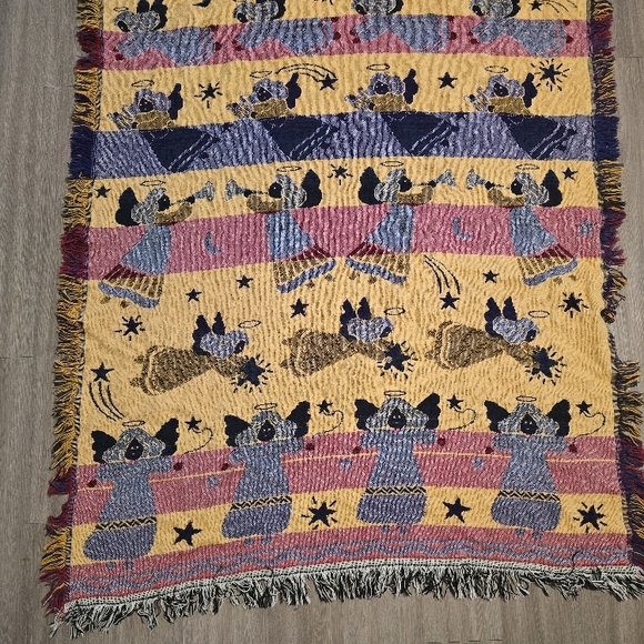 Crown Craft VTG Angel Patterned Tapestry Throw Blanket 60x48 - Picture 2 of 3
